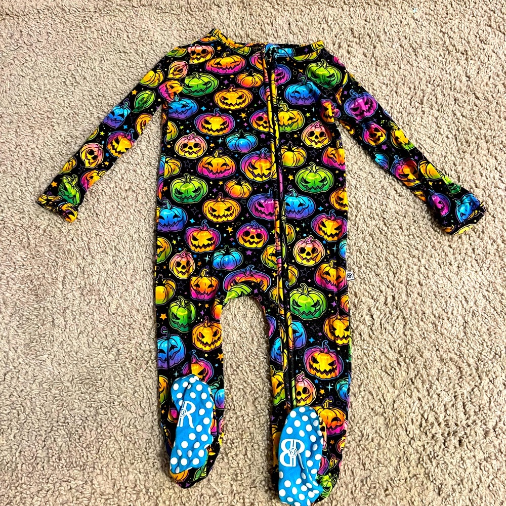 Bums and Roses (formerly little bum bums) Glow Hard or Glow Home Footie